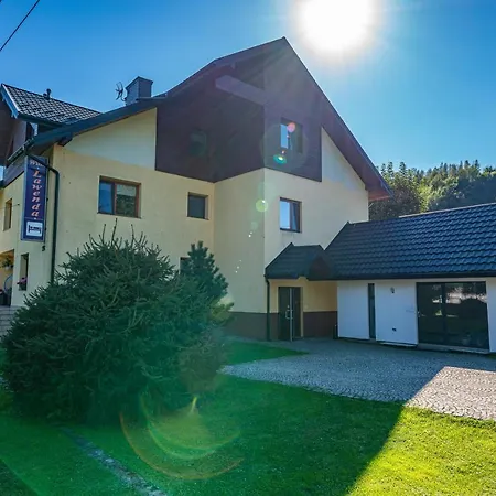 Lawendowy Dom wakacyjny *